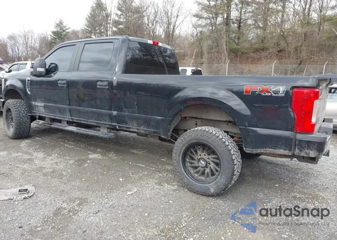 2017 Ford F-250 Xl z USA, uszkodzony, nr VIN 1FT7W2BT0HEF27194